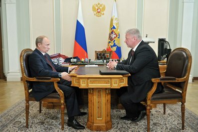 Президент России Владимир Путин встретился с Председателем ФНПР Михаилом Шмаковым