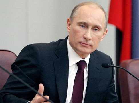 Владимир Путин намерен устранить перекос в окладах работников предприятий